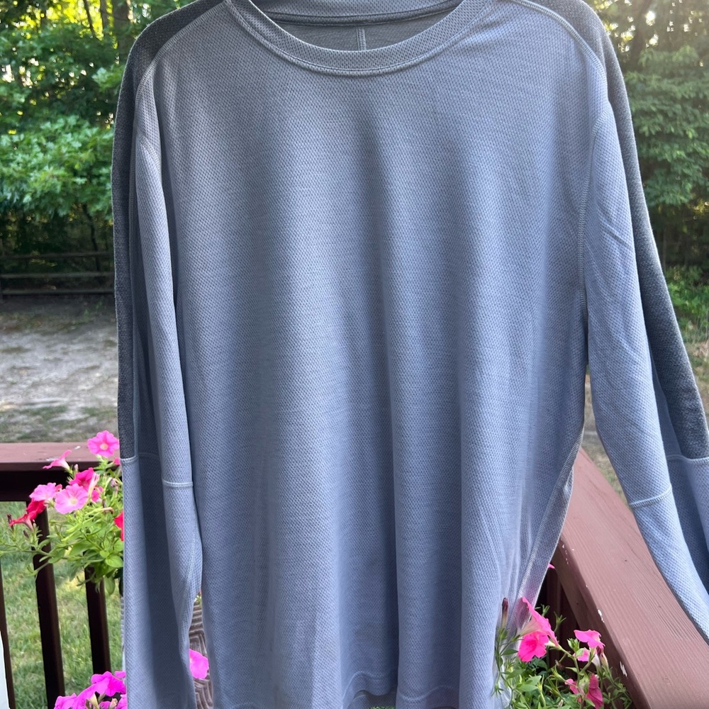 Lululemon Long Sleeve Pullover Shirt